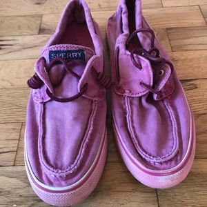 Pink sperrys